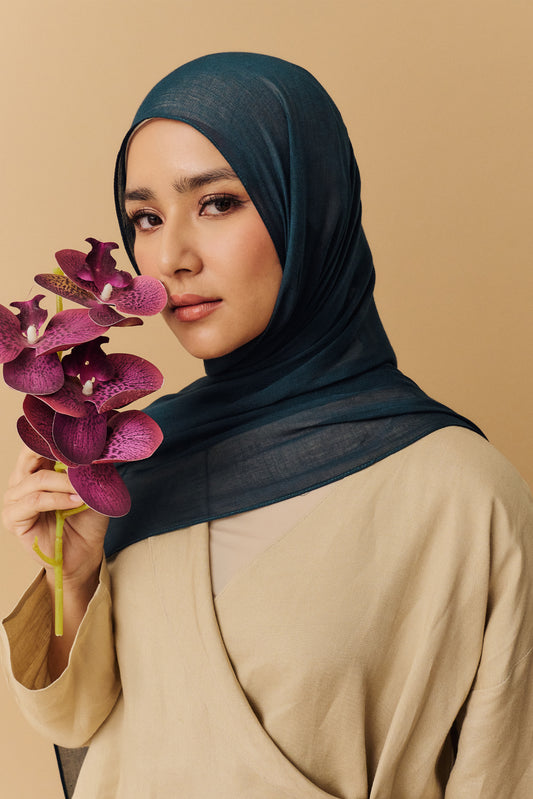 Modal Shawl | Cypress