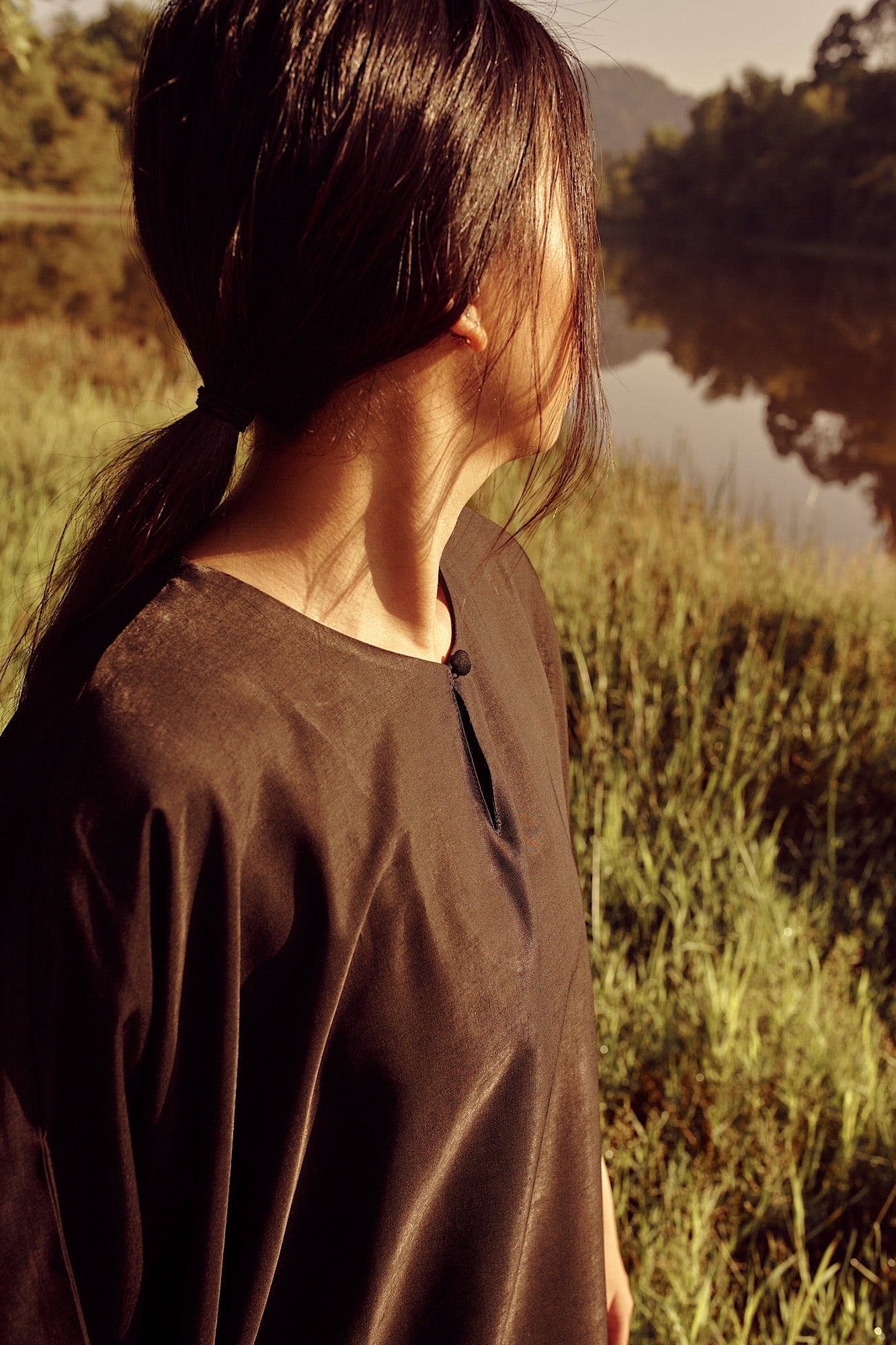 Marissa Kurung | Raven