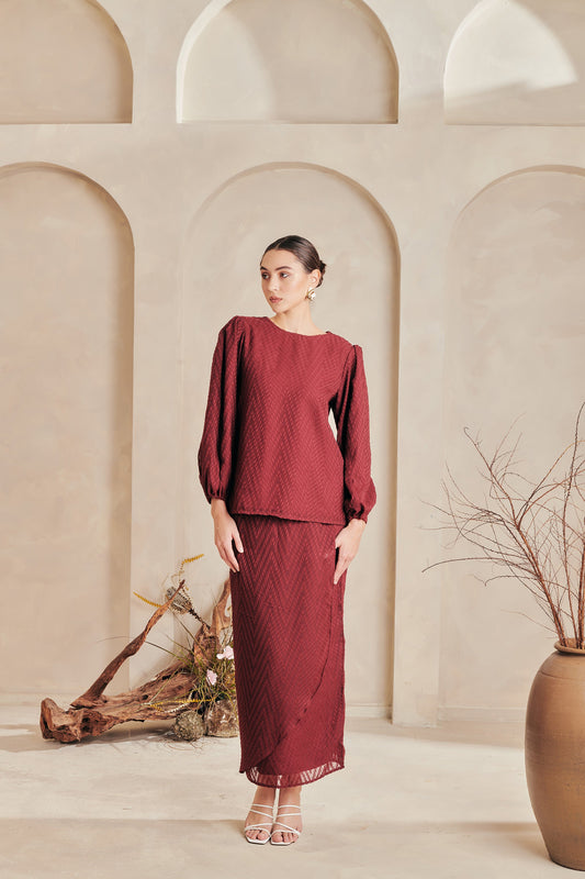 Zola Kurung | Burgundy