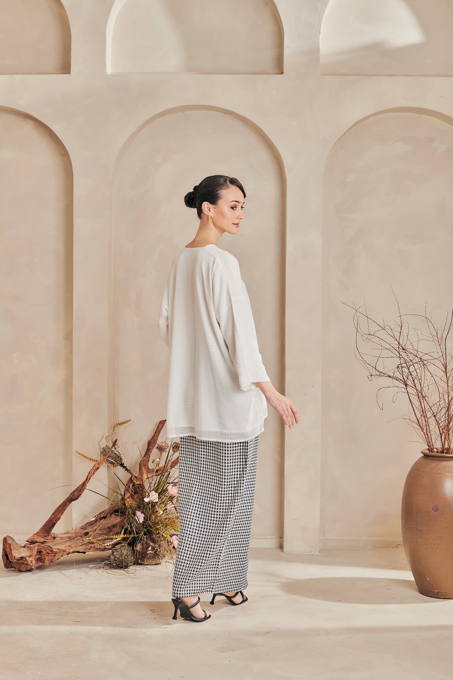 Amari Kebaya | Pearl