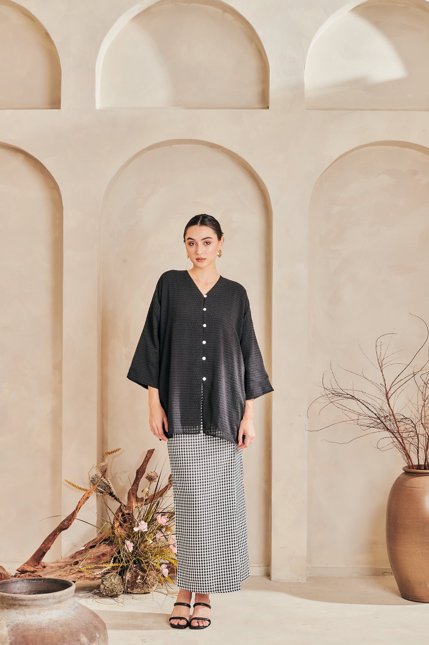 Amari Kebaya | Black