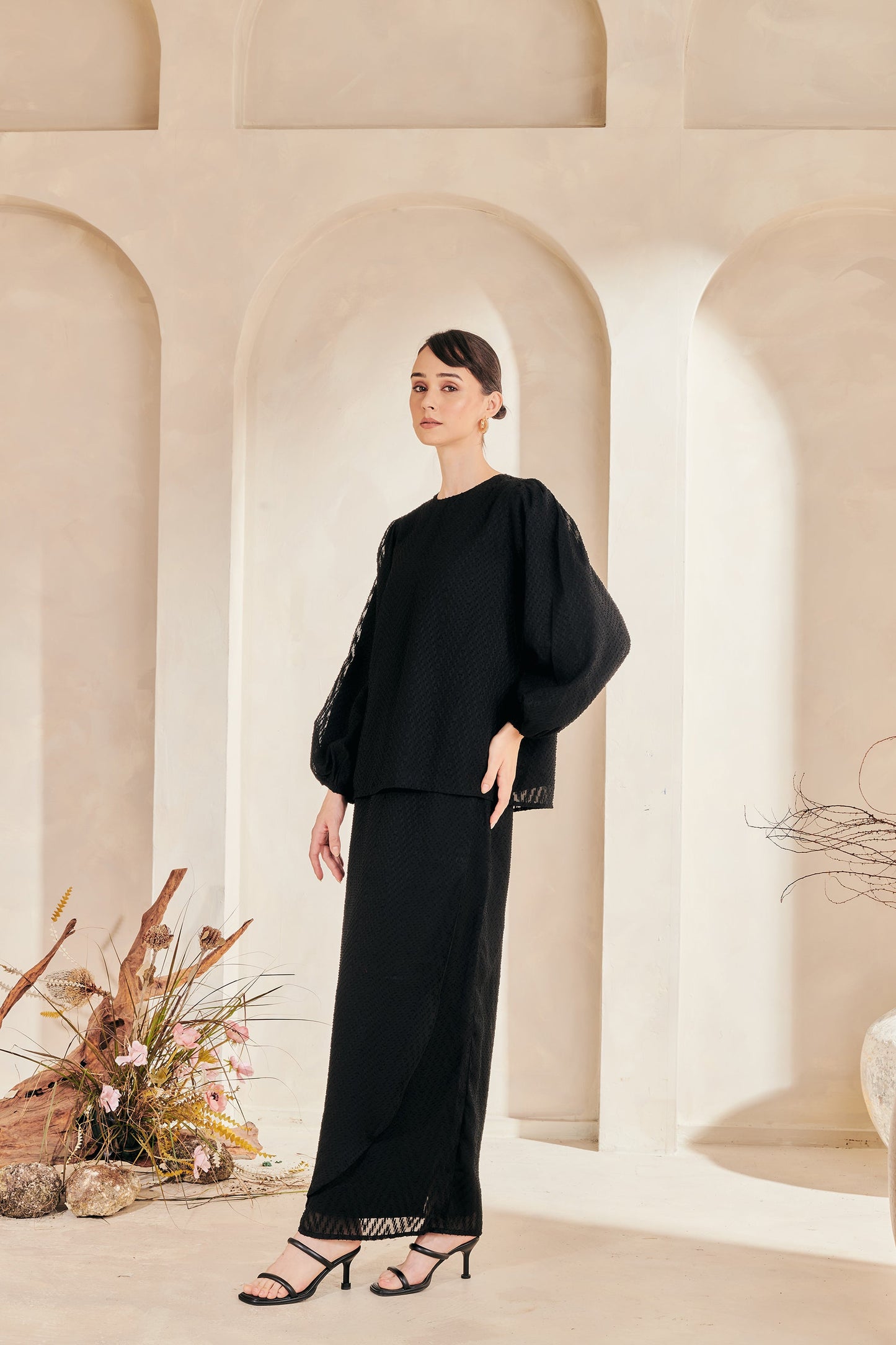 Zola Kurung | Black