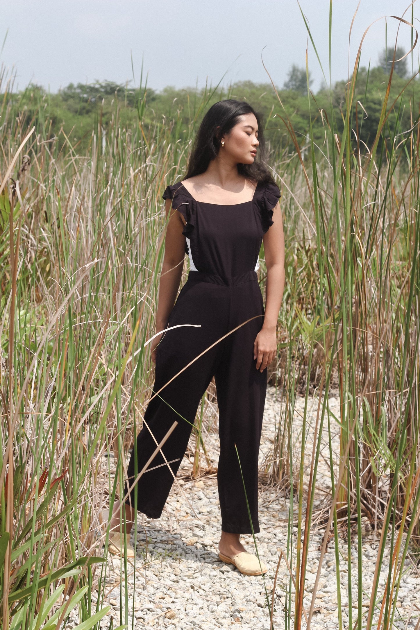 Willa Ruffled Romper | Black