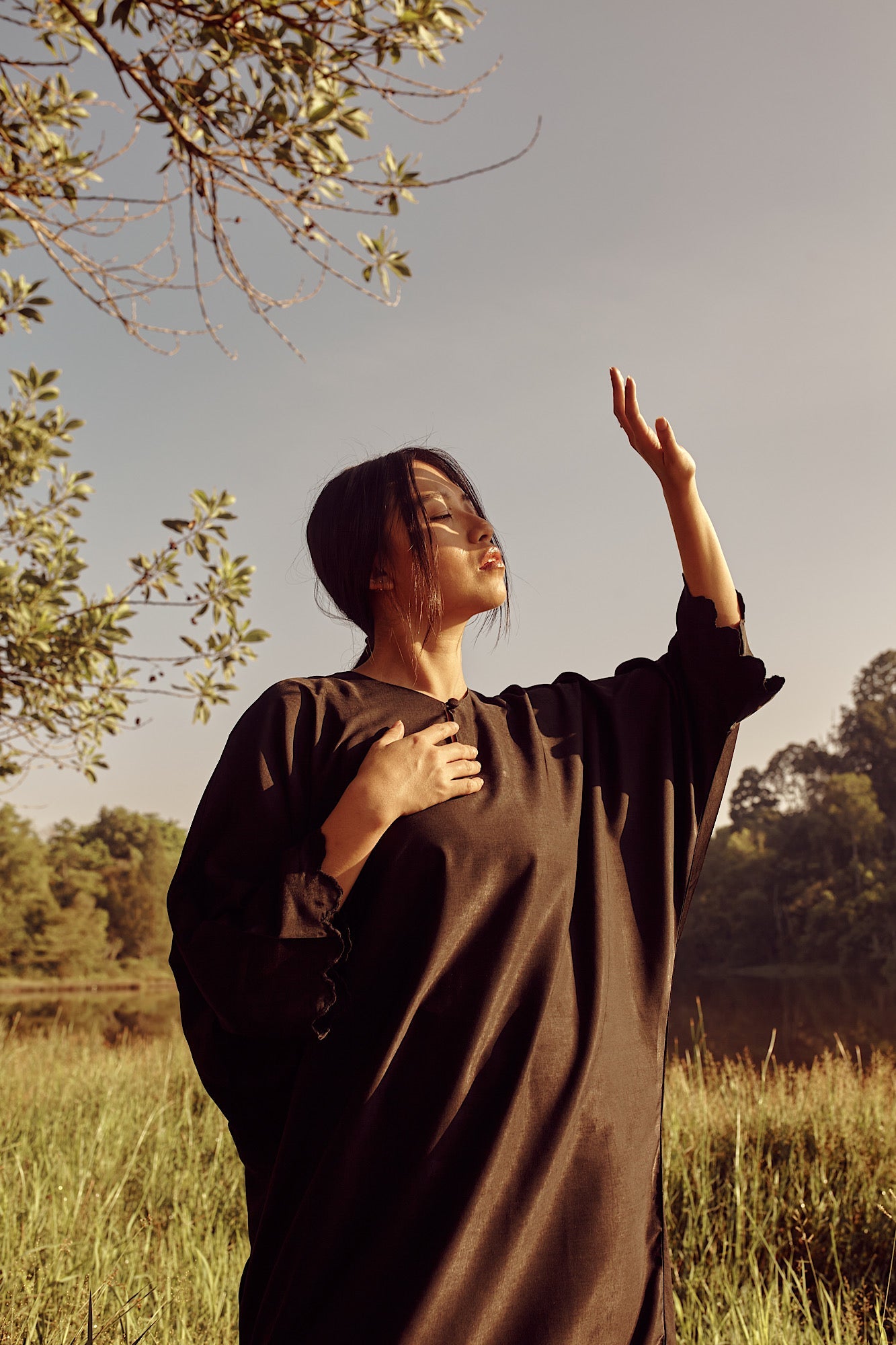 Marissa Kurung | Raven