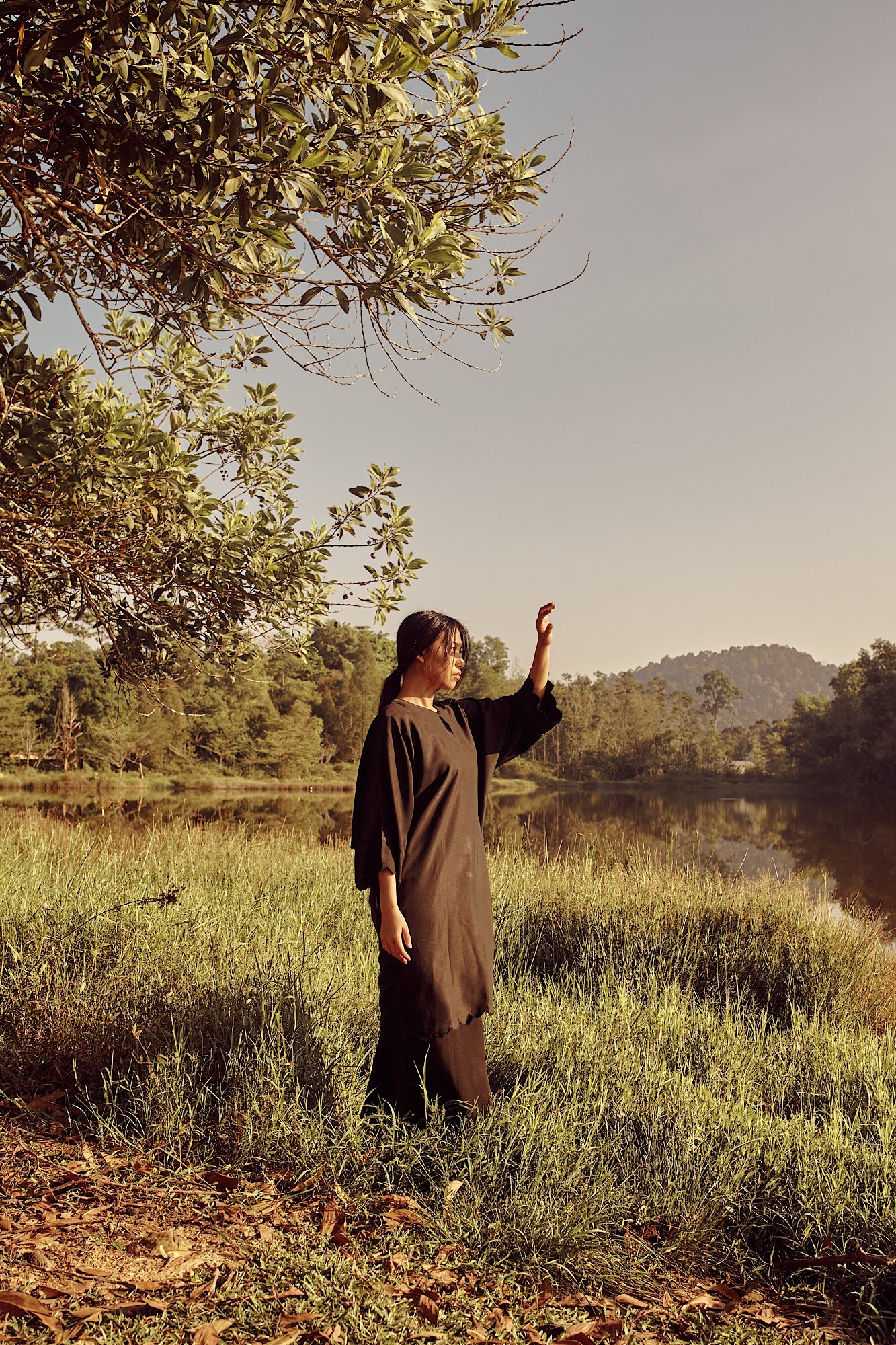 Marissa Kurung | Raven