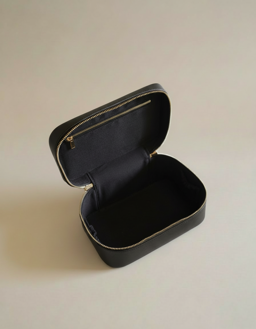 Liora Vanity Bag | Black